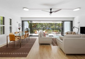 Family Charm, Just Steps to the Beach