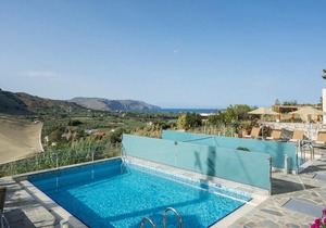 Family-Friendly Villa Bluefairy Dafni with Pool, walk to Restaurants!