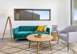 Family size 2brm apt, water views, (opp hospital)