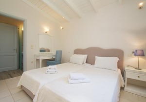 Fantastic Villa With Private Pool And Outstanding Sea Views
