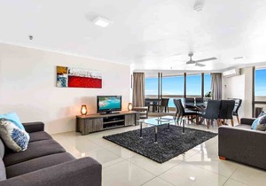 Focus Apartments Large 3 Bedroom Beachfront Apartment