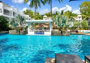 Ground floor Spa Suite in the popular Beach Club Resort in Palm Cove