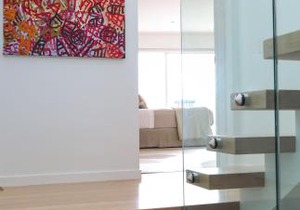 Hastings Park: Luxury Penthouse, Private Pool & Views
