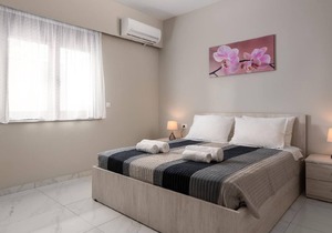 Holiday house Kremasti for 1 - 6 persons with 2 bedrooms - Holiday apartment in one or multi-family