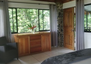 Jungle Retreat - 43 Acres - 2230sf Experience Nature W/Comfort