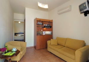 Junior suite first floor for 2 adults+1 child - sea view #4
