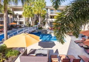 Laguna 621 Oasis on Hastings St
