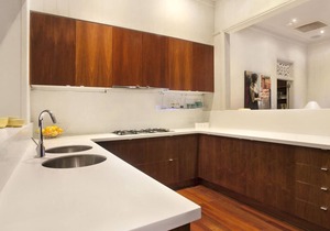Lambert House at Kangaroo Point - Close to the CBD. Pet and family friendly