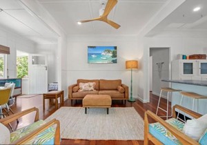 Landsborough Pde 122 Golden Beach