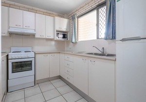 Levuka Unit 2, 14 Moreton Pde. Kings Beach