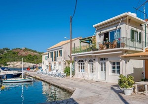 Loggos Panoramic Views Electra