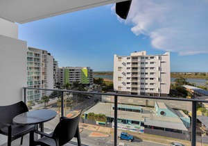 Lovely 1-bedroom in the Heart of Mackay w/Pool