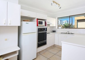 Lowanna Unit 14, 24 Bulcock Beach Esplanade, Bulcock Beach