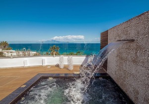 Luxury Villa Cavo Mare Thalassa with pool