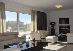 Luxury Villa Loutraki with private heated pool