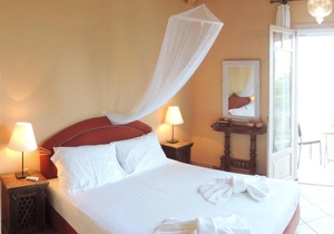Lygia Villa Sleeps 4 Pool Air Con WiFi
