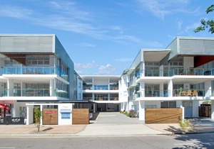 Maggies Beachfront Apt. 8