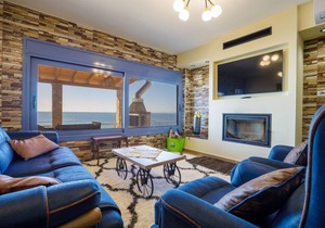 Maritinas Stone House On The Beach