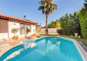 Mini Paradise Salamina - Private Pool Retreat