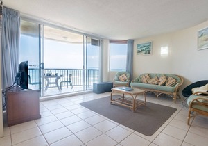 Monterey Lodge Unit 16, 27 Warne Terrace. Kings Beach