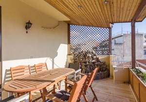Neoclassical 122sqm Apartment under Acropolis