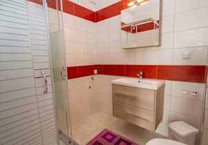 Nijay Apartments No 2 First Floor Front Quiet Location