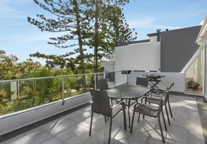 Noosa Views 3 - Magnificent views of Laguna Bay, Noosa River & North Shore