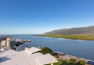 Piermonde Apartments Cairns