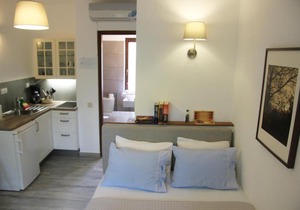 PLATANOFYLLA Studio No3