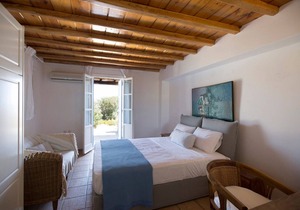 Psarrou villa for 10 guests