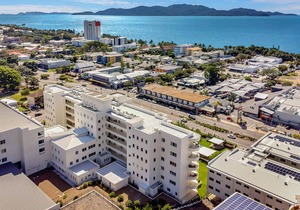 Quirky Studio Apartment in the center of Townsville lifestyle