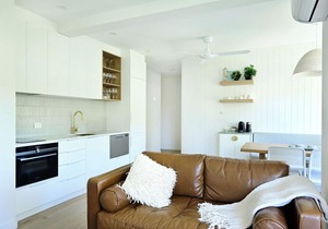 Recently renovated Portofino 6 - Beach-side holiday.