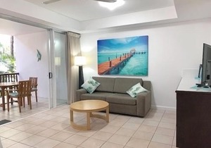 REEF RETREAT APARTMENTS PALM COVE Unit 13