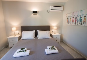 REGALO STUDIO KARIOTES/ FLAT 2