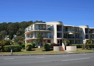 Riverview, Unit 6, Currumbin