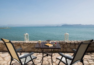 Seafront apartment in Kiveri, near Nafplion.