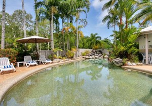 Seascape Holidays at The Queenslander