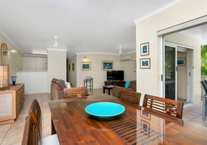Seascape Holidays at The Queenslander Two Bed Deluxe