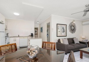 Seascape Holidays at The Queenslander Two Bed Standard