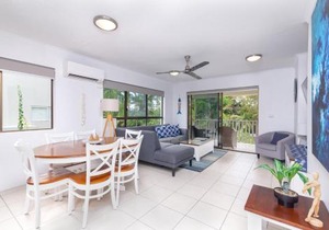 Seascape Holidays - Tropical Reef Apartments