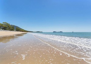 Seascape Luxury Beachfront Holiday House