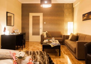 Spacious Apartment in safe area close to Acropolis