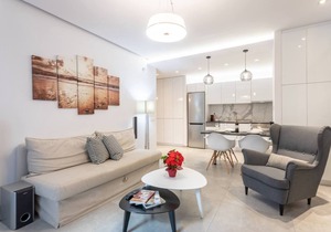 Stadium 1bdr HiEnd quiet Flat | Top Location