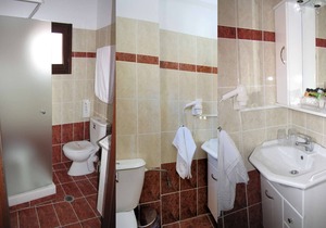 Standard room first floor for 2 adults+1 child pool view #2