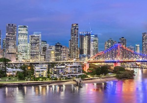 Stunning! ~ Skyline City,Water + Story Bridge Views