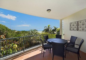 Stunning views great location Sunshine Beach - Unit 1 Vista Pacific 12 Bryan Street