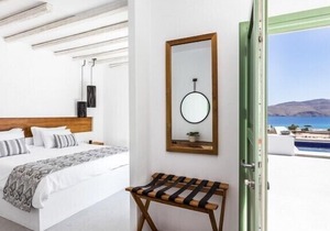 Suite with Private Pool and sea view, Panormos, Mykonos