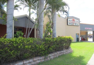 SunPalms Motel