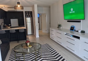 The escape luxury apartment Peppers beach club palm cove