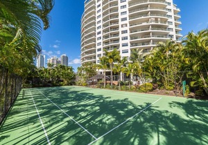 The Meriton Apartments on Main Beach
